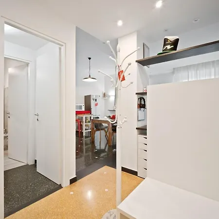 Apartment Sampierdarena Con Patio Privato Genoa