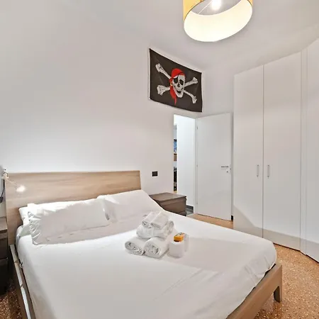 Apartment Sampierdarena Con Patio Privato *